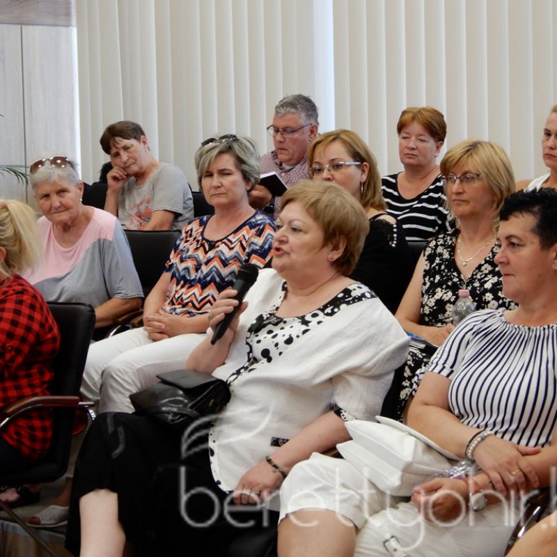 közmeghallgatás 29